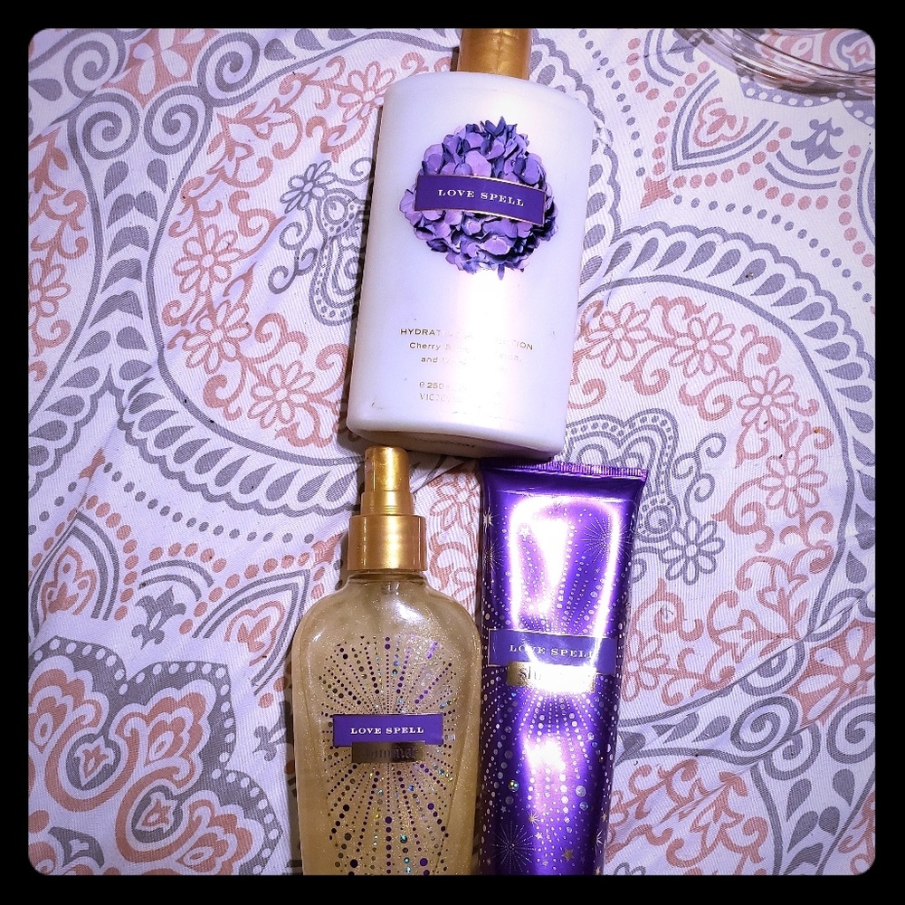 Victoria Secret lotion set